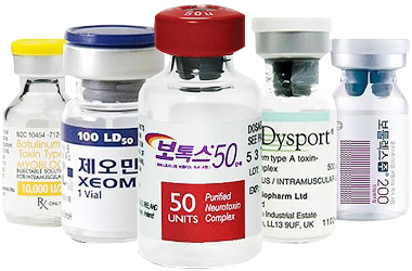 A petite plastic surgery procedure takes a short time, but it isn’t as simple as you may think. Administering the most suitable botulinum toxin product in the required dose is essential! At SAYYES Clinic, we use only high-purity, undiluted botulinum toxins and offer a wide variety of products to choose from depending on the target area.